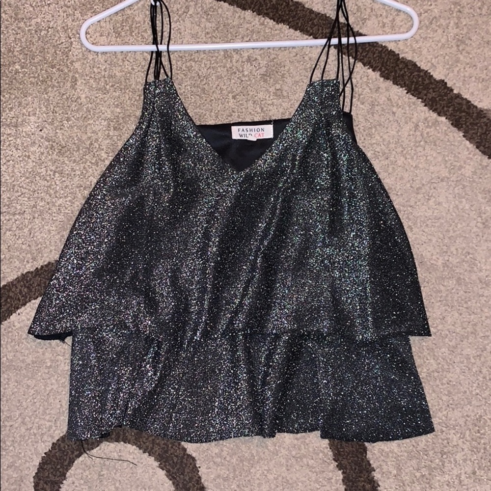 Super cute sparkle top!